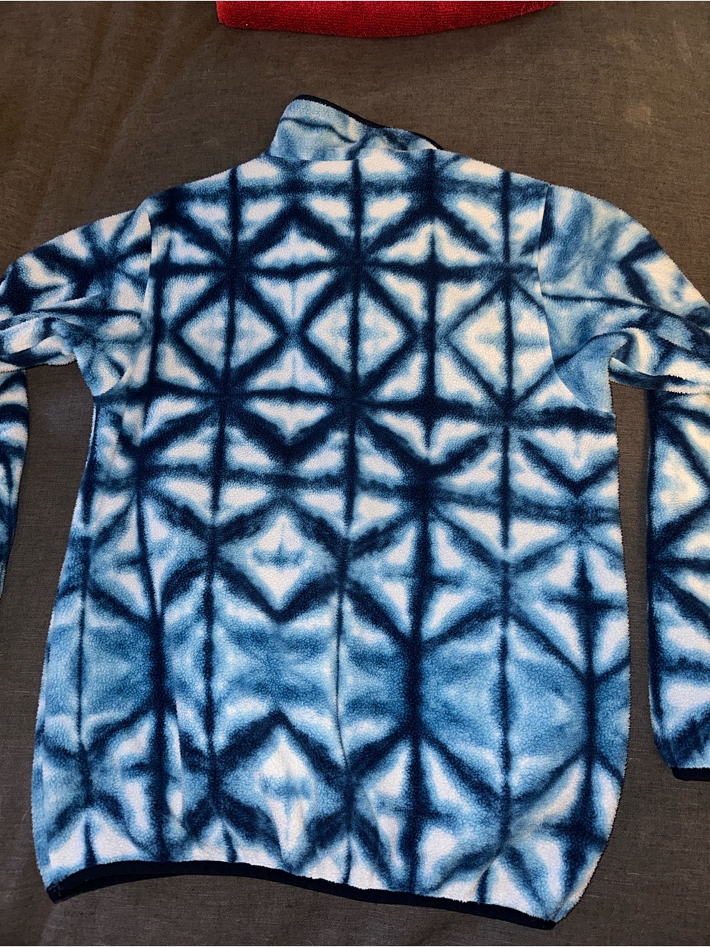 Patagonia Blue Tie-Dye Geometric Fleece Pullover